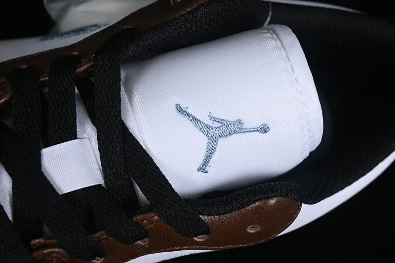 All categories Air Jordan Jordan series basketball shoes Air Jordan 1 Low Z version Air Jordan 1 Low AJ1 Joe 1 low-top cultural and leisure sports sneakers FQ7832-142
